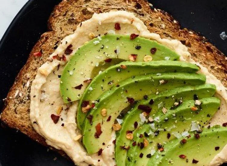 Roti Gandum Panggang Alpukat